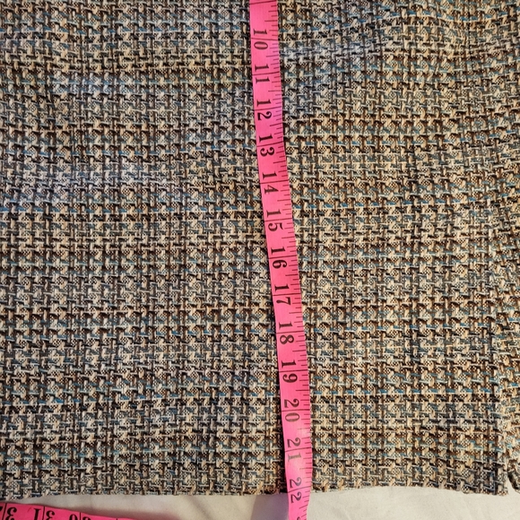 Woven tweed skirt with front side slit Size 4 - Picture 6 of 6